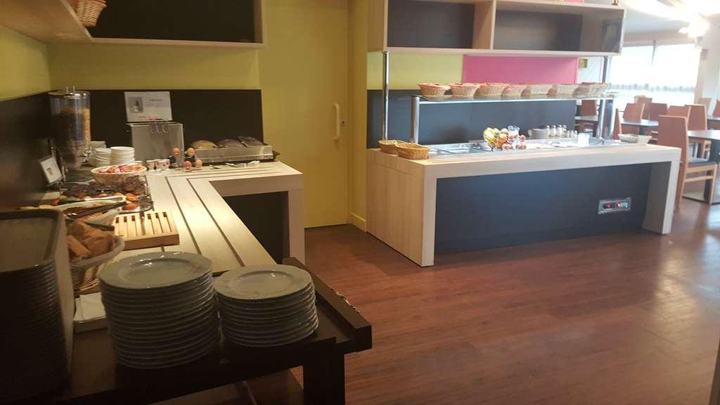 Kyriad Bourg En Bresse Ristorante foto