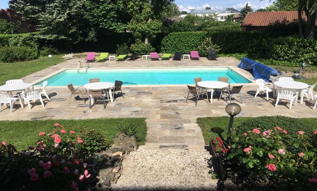 Kyriad Bourg En Bresse Servizi foto
