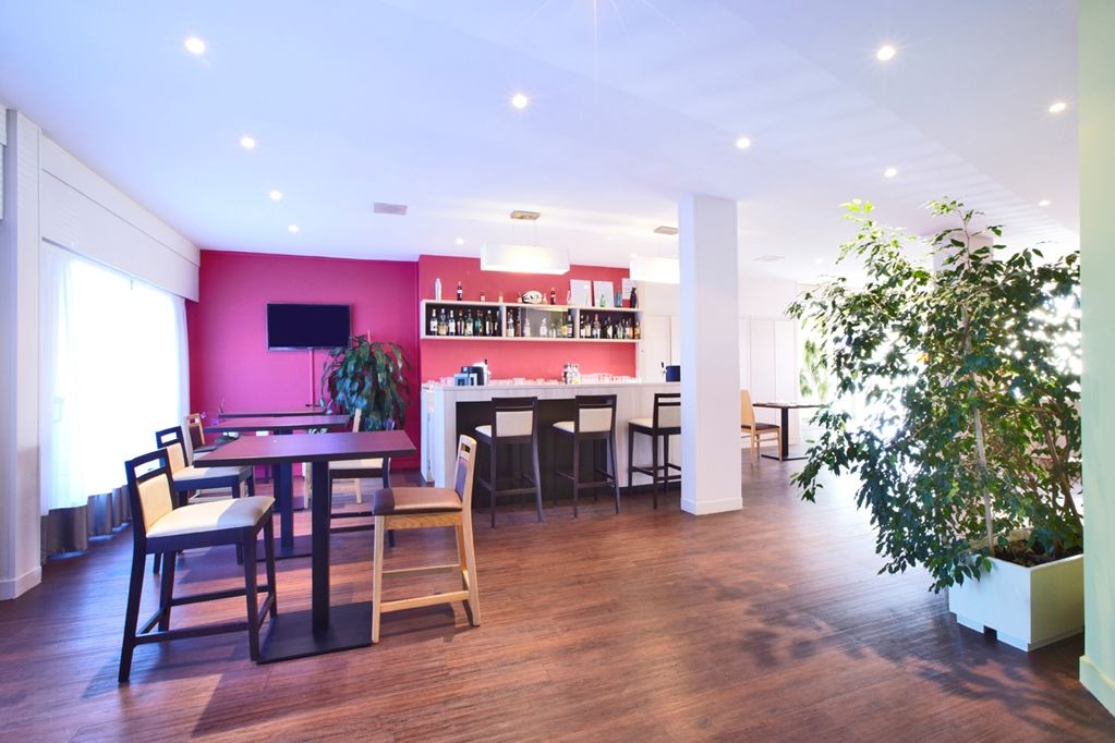 Kyriad Bourg En Bresse Ristorante foto